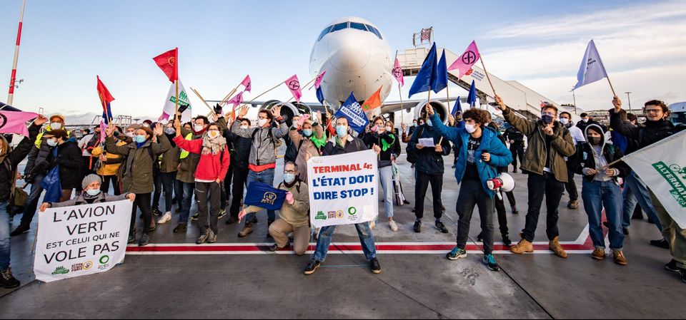 A Rede para o Decrescimento opõe-se à construção de um novo aeroporto