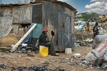 O Decrescimento é uma crítica radical da civilização industrial – uma breve réplica pessoal e extemporânea a Serge Latouche